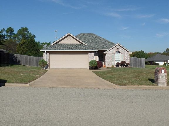 3rd image of 619 Dela Cruz Dr