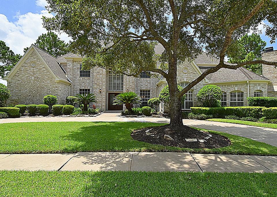 1st image of 21403 Crystal Greens Dr