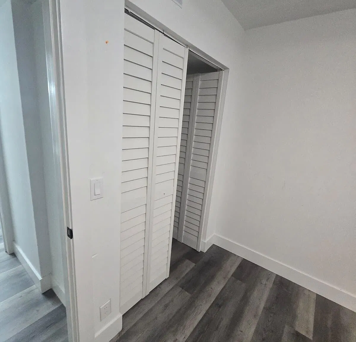2 bed, 2.0 bath, 735 sqft, $2,350 — Photo 4