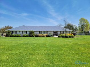 2305 N Oak Harbor Rd, Fremont, OH 43420