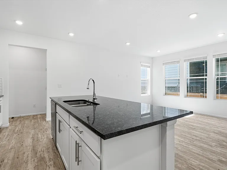 11393 Iron Ore Ct — Photo 9