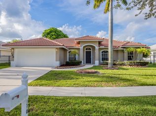 130 Pepper Tree Cres, Royal Palm Beach, FL 33411