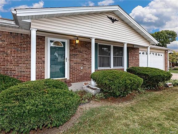 3rd image of 5113 Sheila Dr