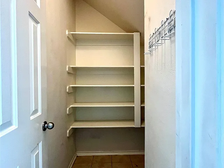 6111 Morningshire Ln — Photo 11