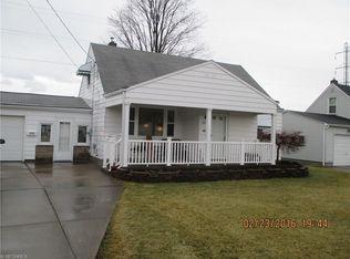 1005 Garfield St, Struthers, OH 44471