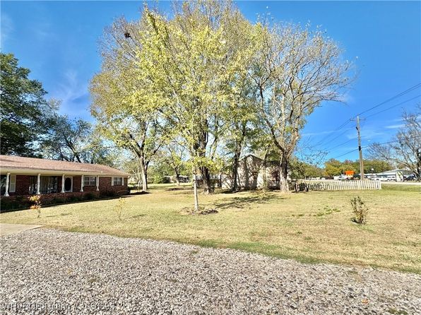 515 S Coker St, Greenwood, AR 72936