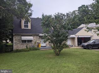 2406 Nottingham Way, Hamilton, NJ 08619