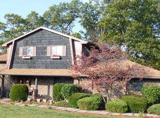 1 Lan Creek Rd, Plains, PA 18702