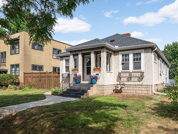 2nd image of 3829 28th Ave S