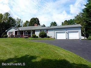 Gorgeous E Harbor Road Split Level