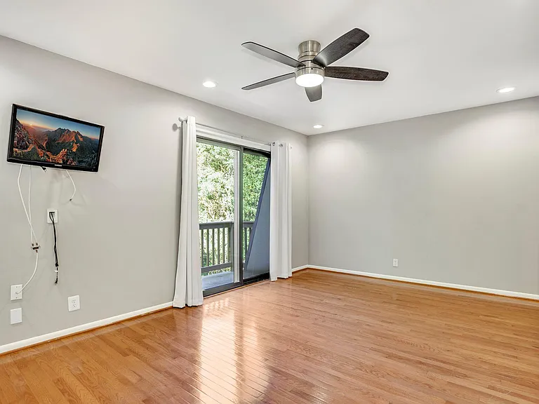 Master bedroom- second view.