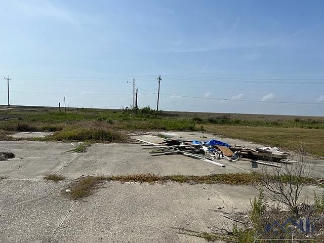 2nd image of 7824 Seaside Dr