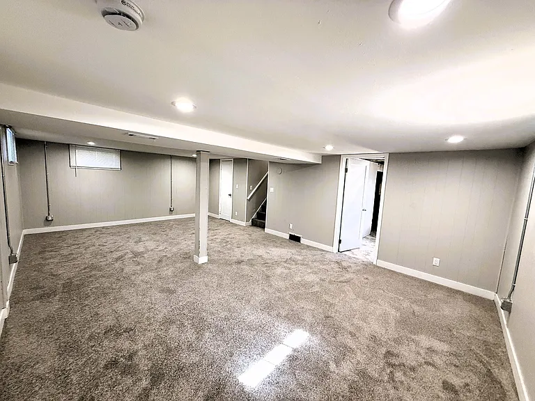 14402 Washington Ave SW #1 — Photo 15