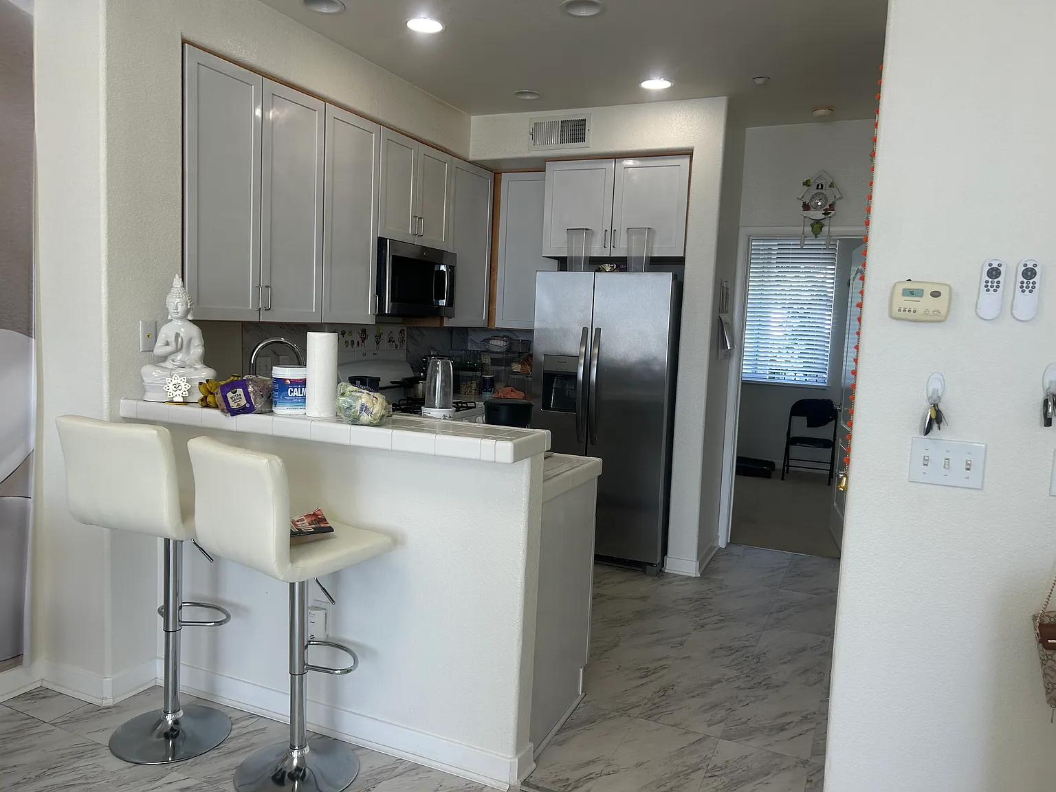 693 Chase Ave — Photo 2
