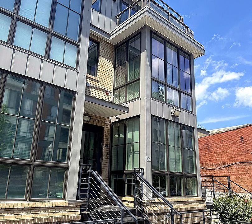 1st image of 625 Park Rd NW APT 201