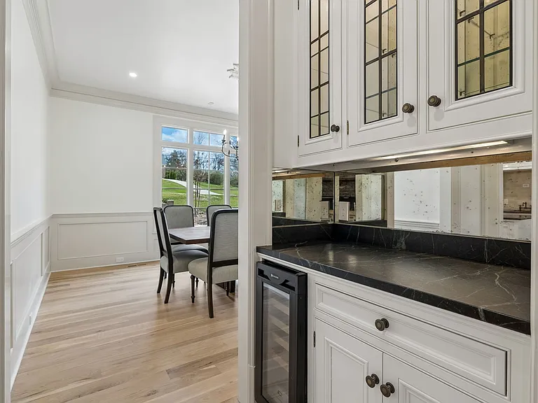 4533 Alcott Dr — Photo 29