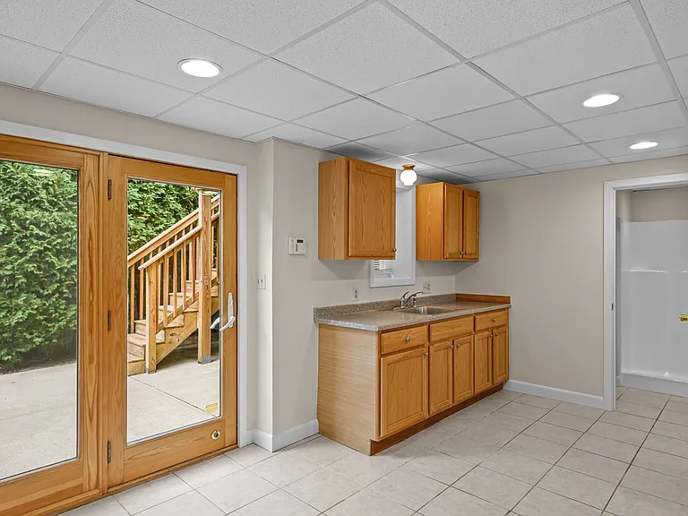 175 Florida Ave — Photo 3