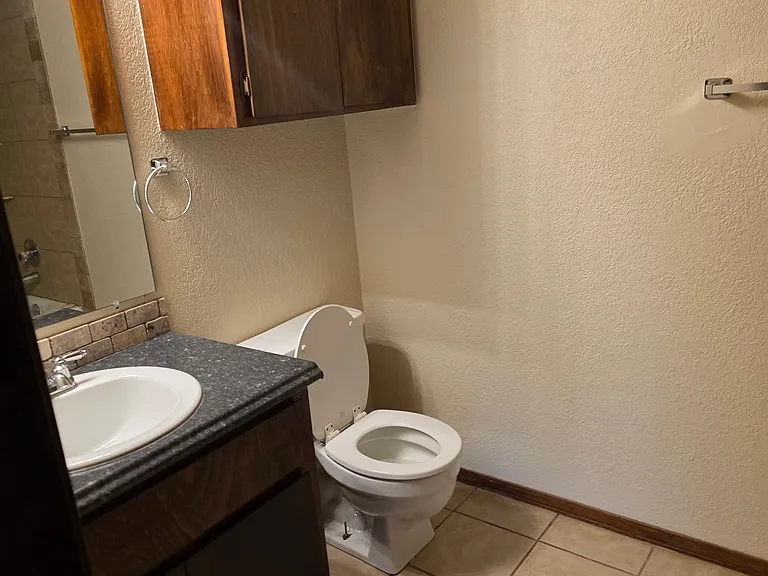 505 Nimrod Rd — Photo 8