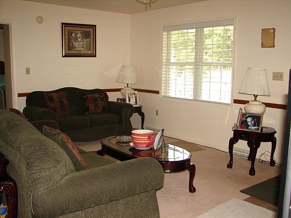 4th image of 1808 Oakleigh Ave