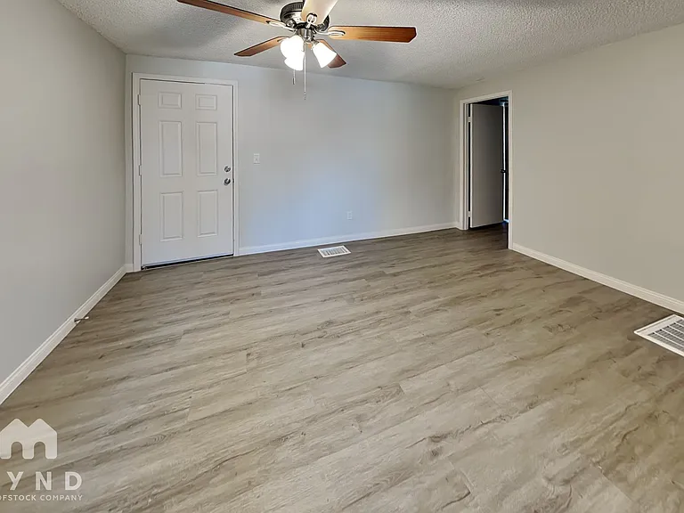 545 Truffles St — Photo 6