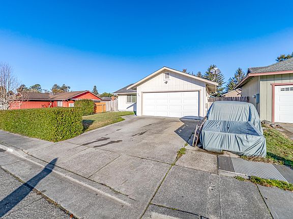 3rd image of 249 Bacchetti Dr