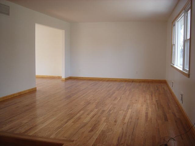 2nd image of 1393 Walter Rd