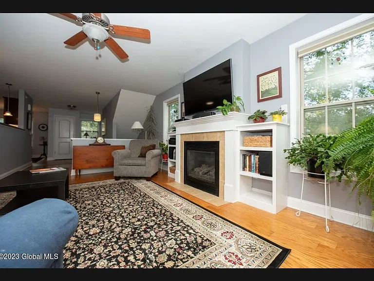 48 Kendall Dr #48 — Photo 15