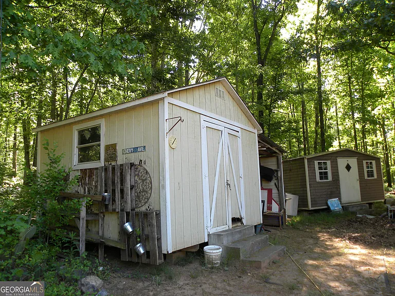 2627 Cole Rd — Photo 16