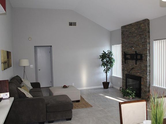 4th image of 101 Rockway Dr