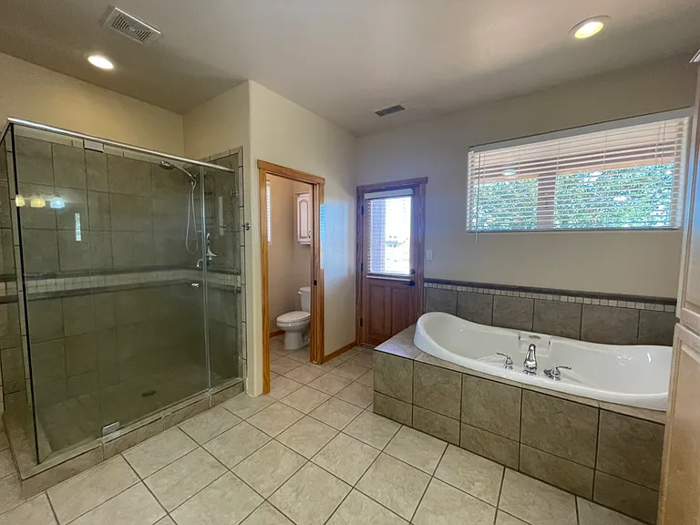 6809 Chapingo Rd NE — Photo 18
