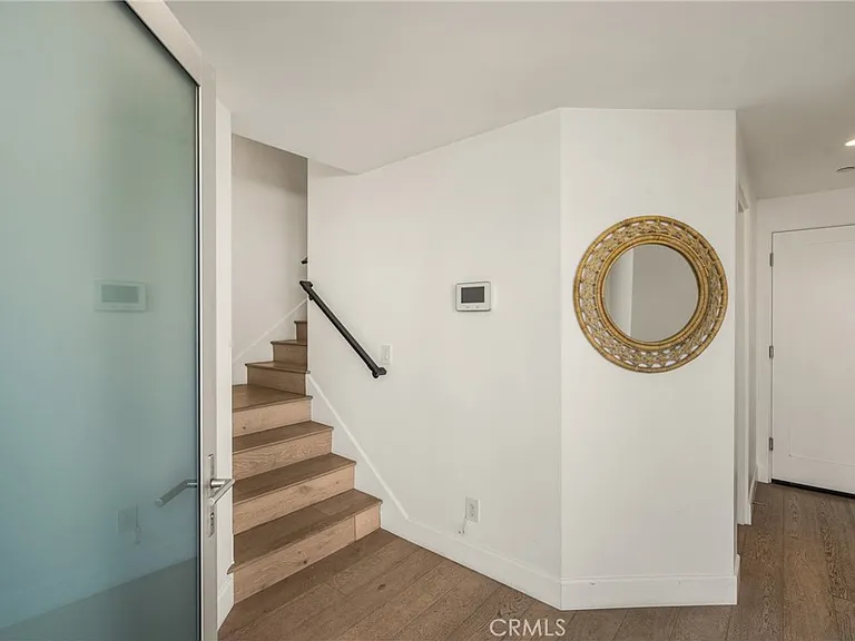 4405 Channel Pl — Photo 3