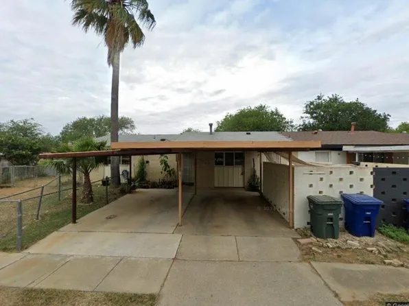 615 Honeysuckle Ct, Laredo, TX 78041