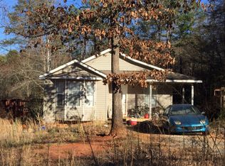 48 Catfish Ln, Lavonia, GA 30553