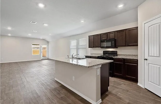 211 Whipporwill Ln — Photo 3