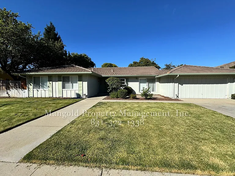 22490 Ferdinand Dr — Photo 1