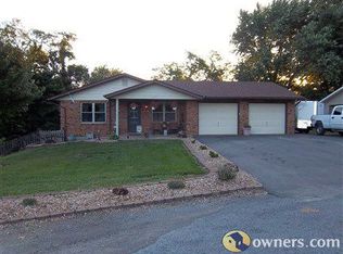 435 Janice Dr, Waterloo, IL 62298