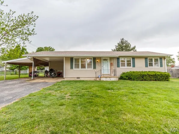 1953 Jean Dr, Lebanon, MO 65536