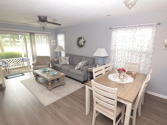 4th image of 589 Blue River Ct #C