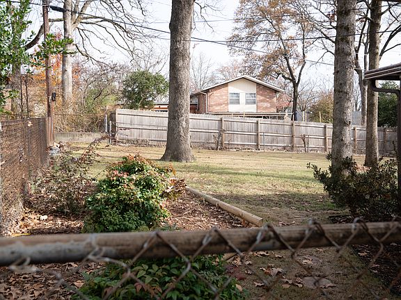 5th image of 4824 Oaklawn Dr