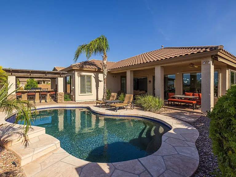 4176 E Clubview Dr — Photo 23