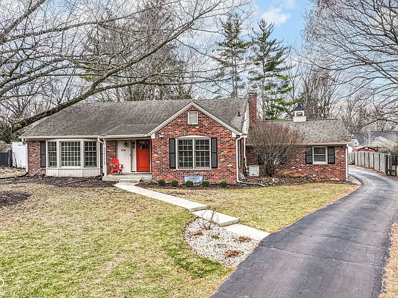 2nd image of 7254 Merriam Rd