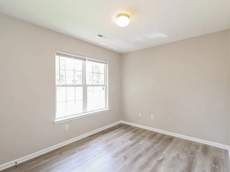 9446 Dewey Dr — Photo 13
