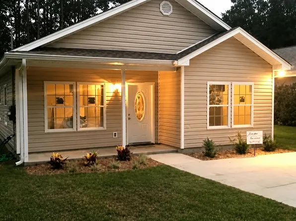 157 Tafflinger Rd, Crawfordville, FL 32327