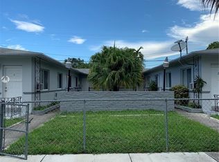 2499 SW 27th St APT 3, Miami, FL 33133