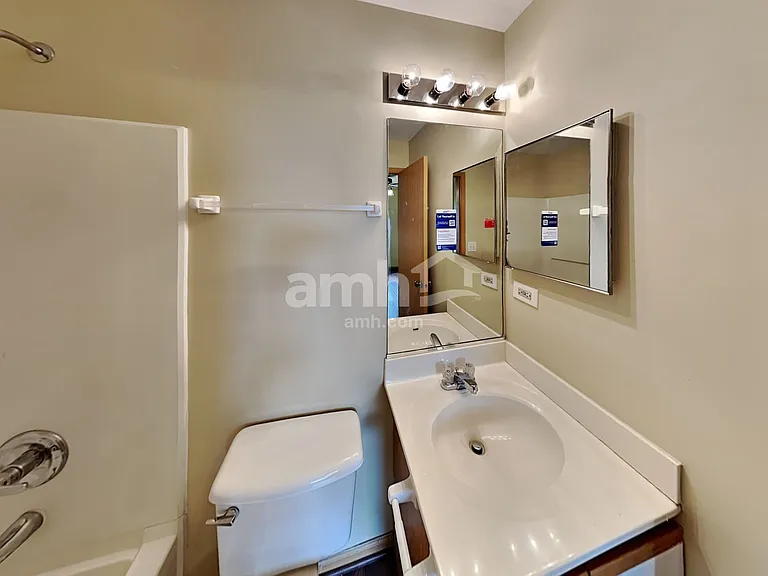 2440 Frost Dr — Photo 13