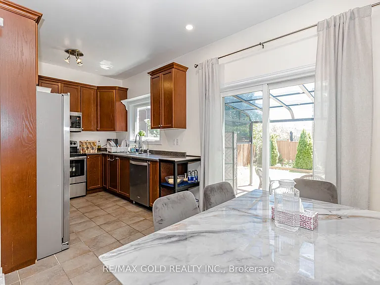 65 Niagara Trl — Photo 20