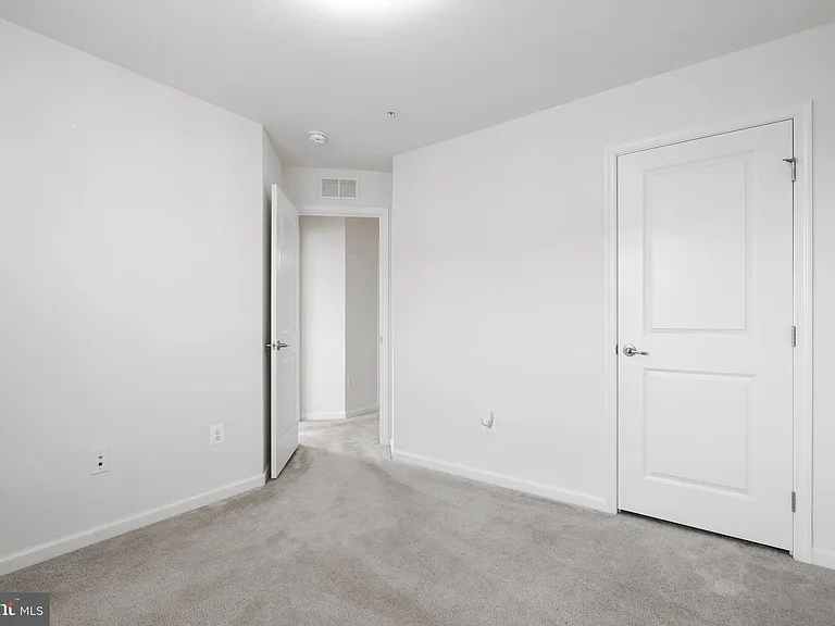 6252 Alexa St — Photo 17