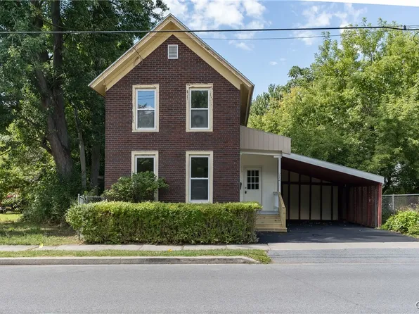 212 S Meadow St, Watertown, NY 13601