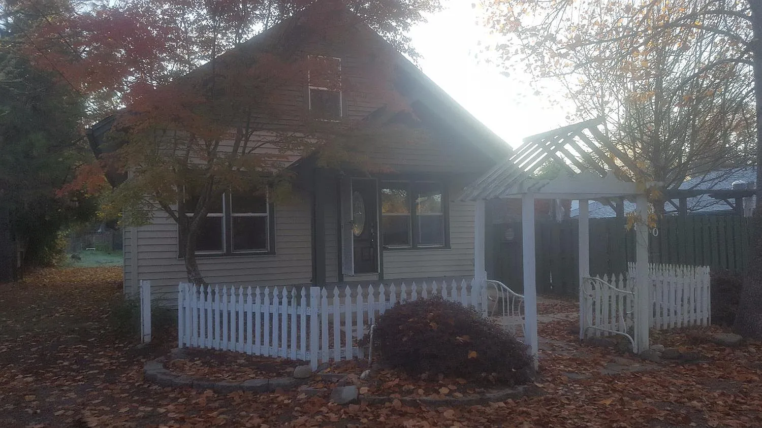 810 Pine St photo 1