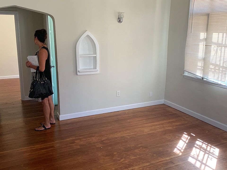 1st image of 601 S Cloverdale Ave #105